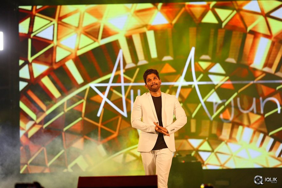 Sarrainodu-Movie-Audio-Celebrations